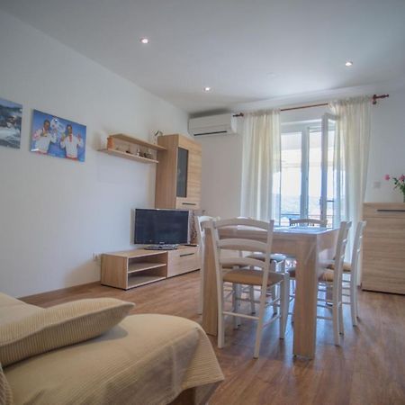 Apartman Marenic Cres Exterior foto