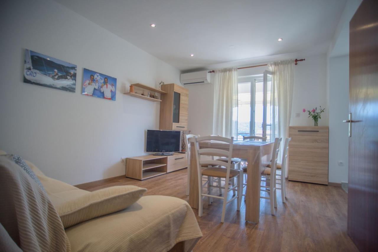 Apartman Marenic Cres Exterior foto